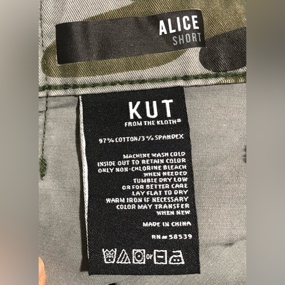 Kut Alice Shorts - Picture 6 of 8